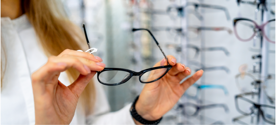 Come scegliere gli occhiali da lettura giusti